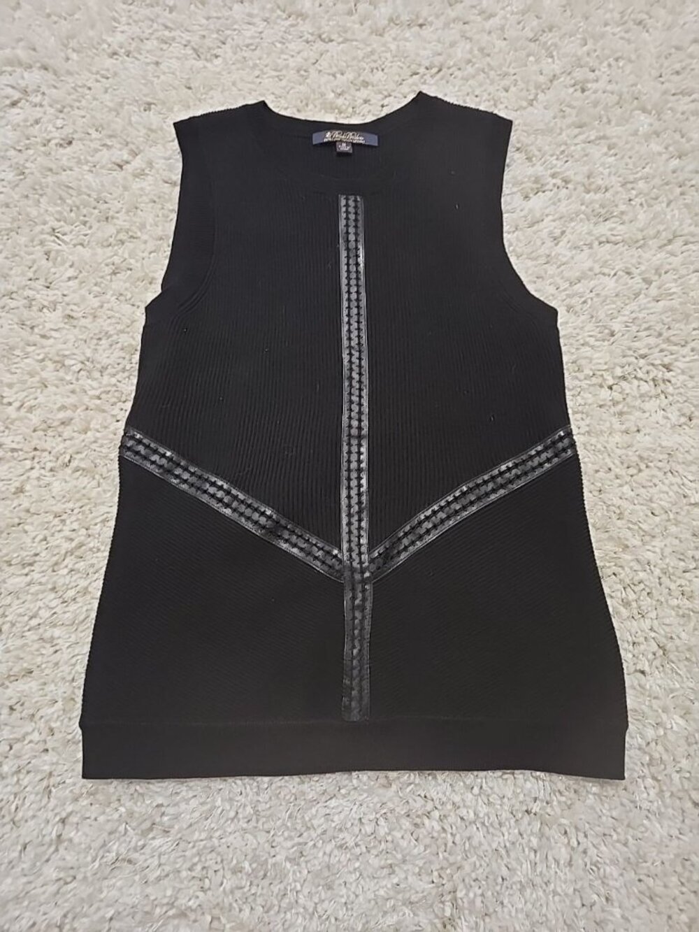 Brooks Brothers 100% Italian Merino Wool Womens Vest Black Knit Sweater Size M